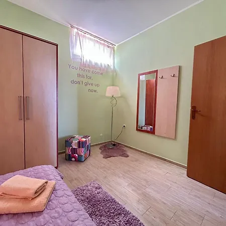 Korta Apartment *