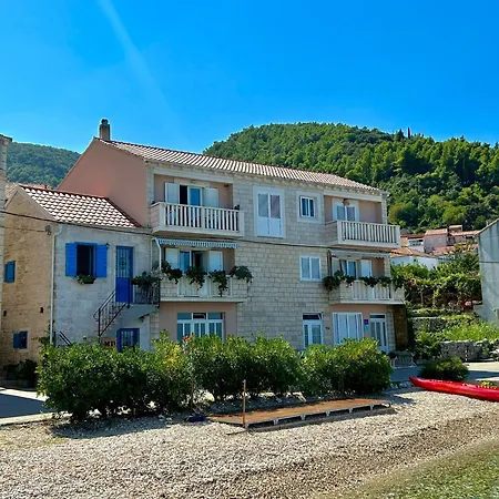 Korta Apartment