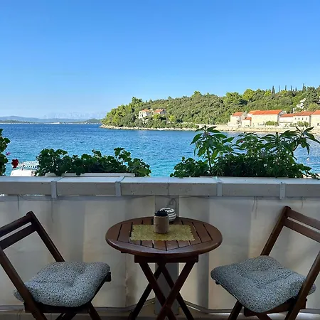 アパート Korta Račišće